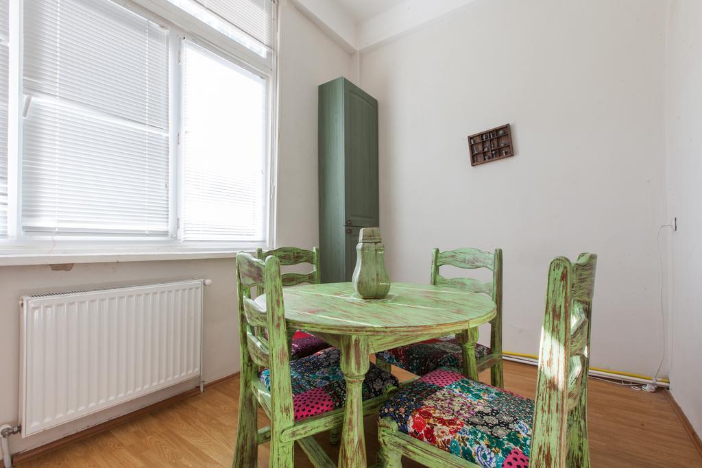 Sweet Home At Rustaveli Avenue Tbilisi Bilik gambar
